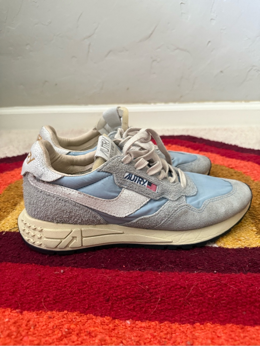 Autry Women's Light Blue and Gray Retro Trainer Sneakers
